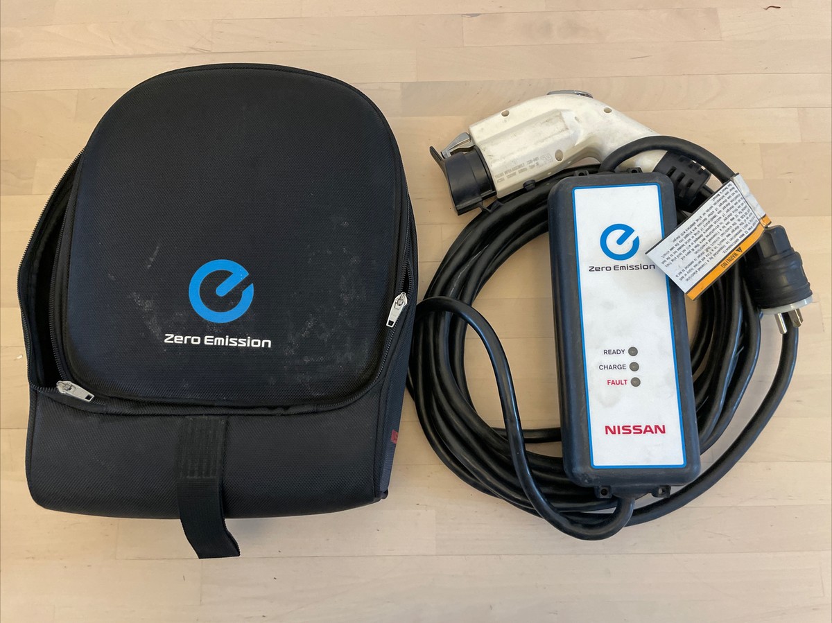 Nissan Leaf 充電器 Zero Emission Nissan Leaf Charger EV Battery Charging Cable Electric Car