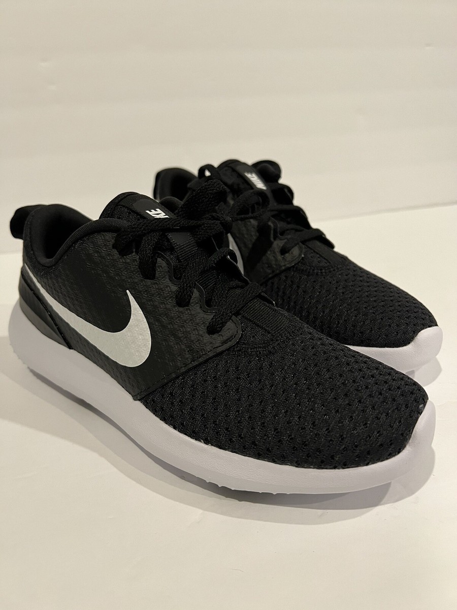 Nike Roshe G Low Mens Spikeless Golf Shoes Black White  display picture 1