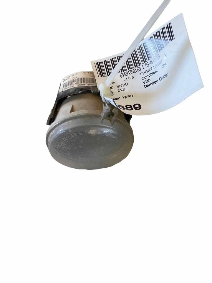 07 08 09 Luz antiniebla delantera lado izquierdo del conductor Dodge Nitro Foto 3 de 4