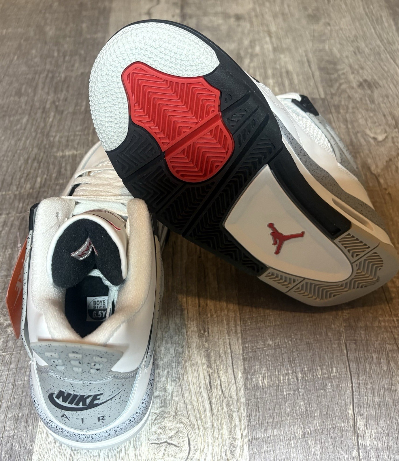 Nike Air Jordan 4 Retro OG White Cement IB4171-100 GS Size 6.5Y/Women's Size 8 thumbnail 3