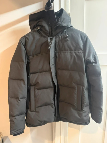Canada Goose Macmillan Parka Mens Black Size Large NWT
