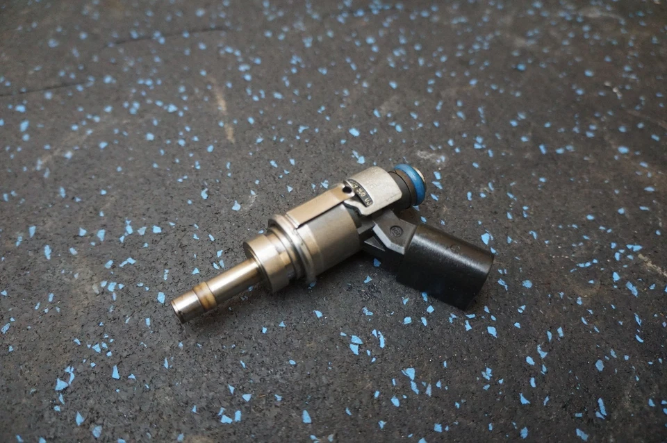 Inyector de combustible OEM 079906036 Lamborghini Gallardo LP650 LP550 Foto 2 de 4