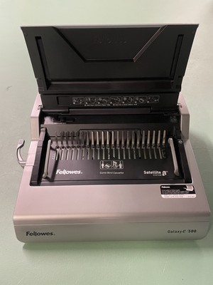 Fellowes Galaxy e 500 Premium Office Comb Binder/Electric/w lot of binding combs