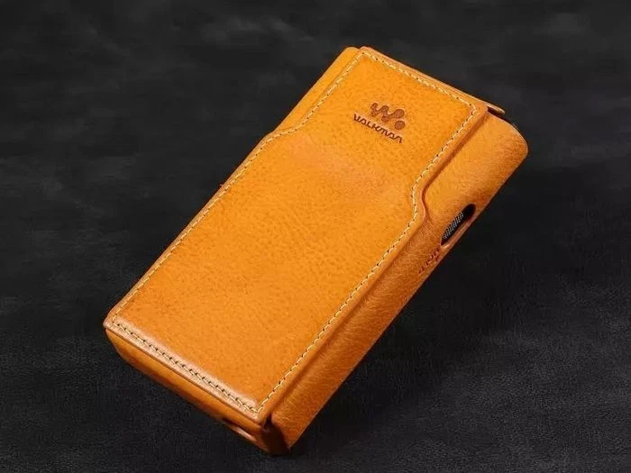 Sony Walkman NWZ-ZX1 Silver (128GB) Digital Media Player, Japanese with Case - Image 2 of 4