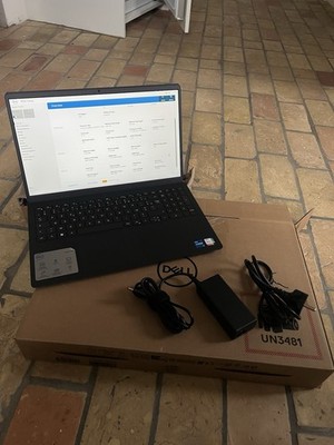 Laptop Dell Inspirion 15 (3520) - i5-1235U - 16GB RAM - 512GB SSD - FR Keyboard 