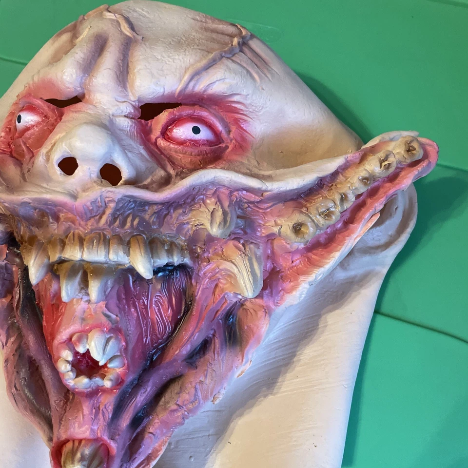 Exploded Jaw Latex Mask Halloween, Horror - Image 2 of 4