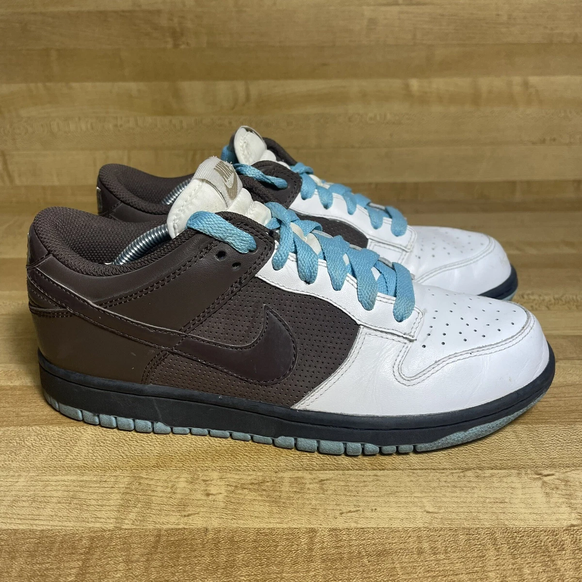 Nike dunks clearance brown blue white