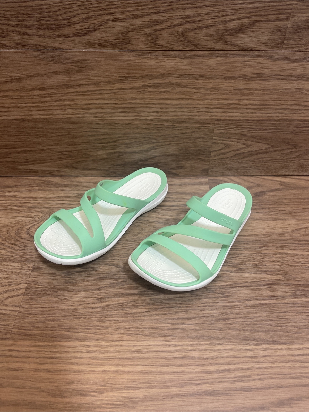 Crocs Comfort Iconic Women’s Swiftwater Sandals Wate… Gem