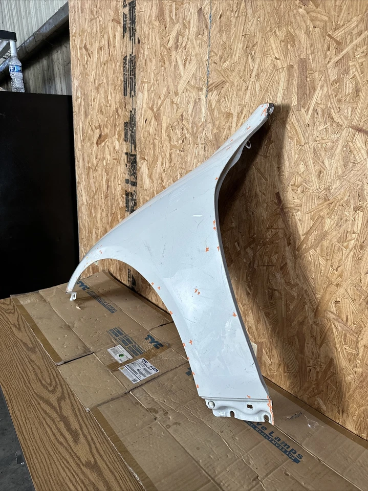 2009 2010 2011 2012 2013 2014 HYUNDAI GENESIS SEDAN LEFT FENDER OEM USED Foto 3 de 4