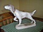 Vintage 1941-1958 Hertwig English Setter Porcelain dog Figurine pointing the way