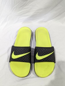 nike slides size 11