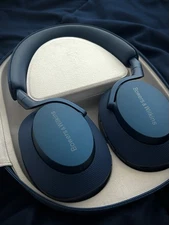 Bowers & Wilkins PX7 S2e (Ocean Blue/New Condition)