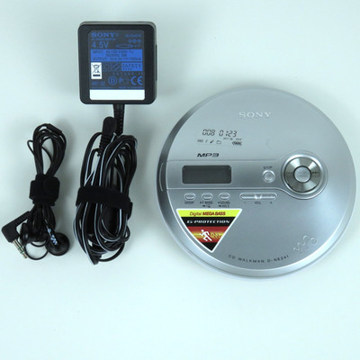 Tested   Sony D-NE241 CD Walkman MP3 Player Discman Tragbarer CD-Player Silver