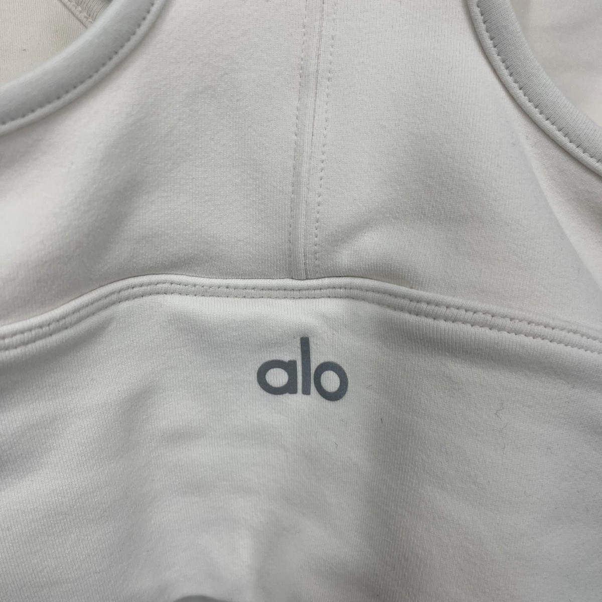 Alo Yoga Sports Bra Women's Size S White V-Neck Stretch Solid Logo