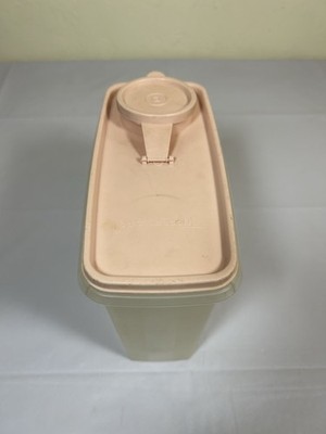 Tupperware Store N Pour 13 Cup Cereal Keeper #469 Pink Top Lid #470