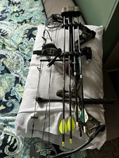 Diamond prism  Compound Bow Camouflage & Black with Arrows for Men
