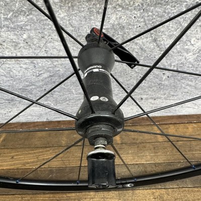 Shimano RSホイール Shimano RS 700c Front Wheel Alloy R570 RS-70 16h QR Rim Brake Road