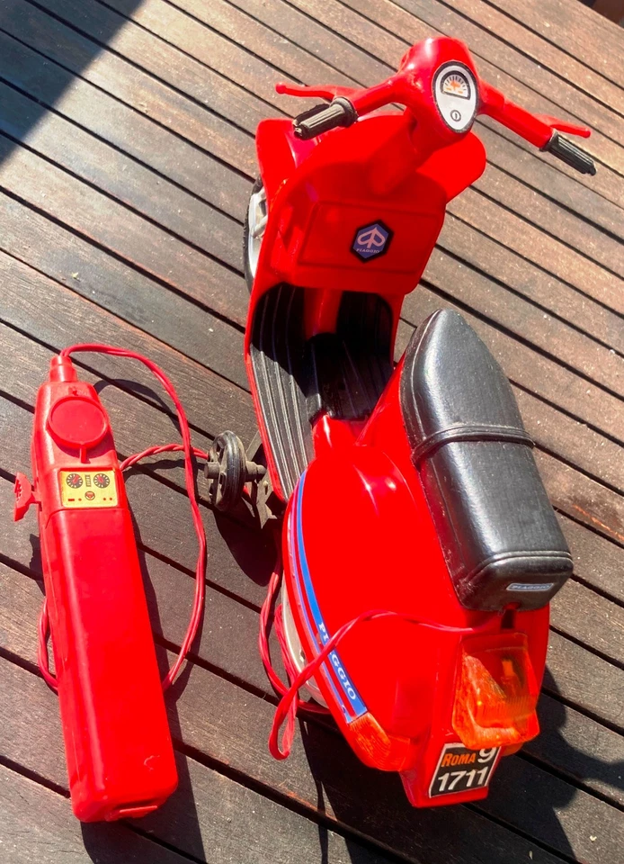 Piaggio VESPA PX 125 - 150 . 200 giocattolo anni '70 Roma91711 - Immagine 3 di 4