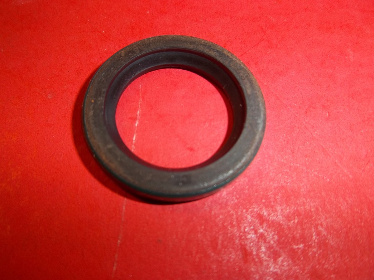 NEW LAWN BOY CRANKSHAFT SEAL 609342 611396 OEM 1 SEAL | eBay