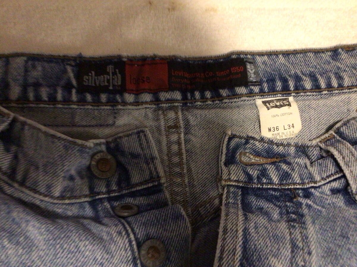 Men's VINTAGE LEVIS SILVERTAB LOOSE JEANS 36 W 34 L MADE IN Men's VINTAGE LEVIS SILVERTAB LOOSE JEANS 36 W 34 L MADE IN