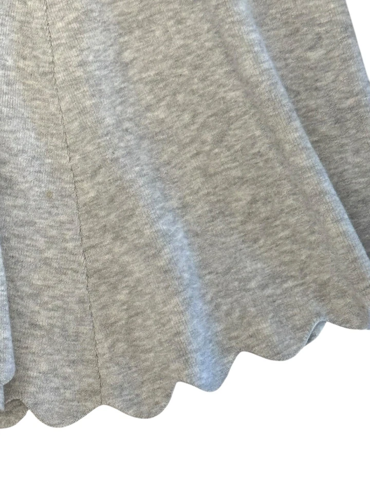 Vestido Milly Gris Festoneado Ajuste M y Acampanado Tejido Elástico Manga 1/2 Foto 4 de 4