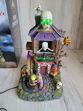 FG Square animated spooky skeleton attack house Village accessory Halloween