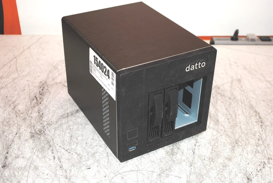 Datto S3B500 4-Bay Network Attached Storage 2 Caddies No Drives No Software - Image 3 of 4