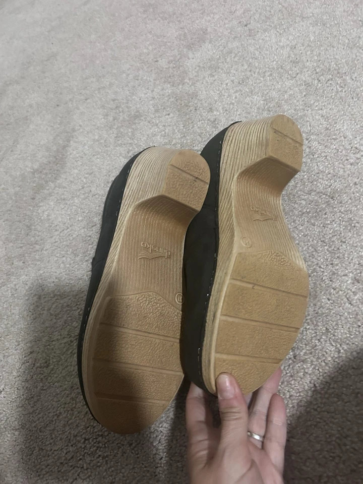 Dansko Black Leather Ankle Boots with Side Zipper, Women’s Size 37 - Image 2 of 4