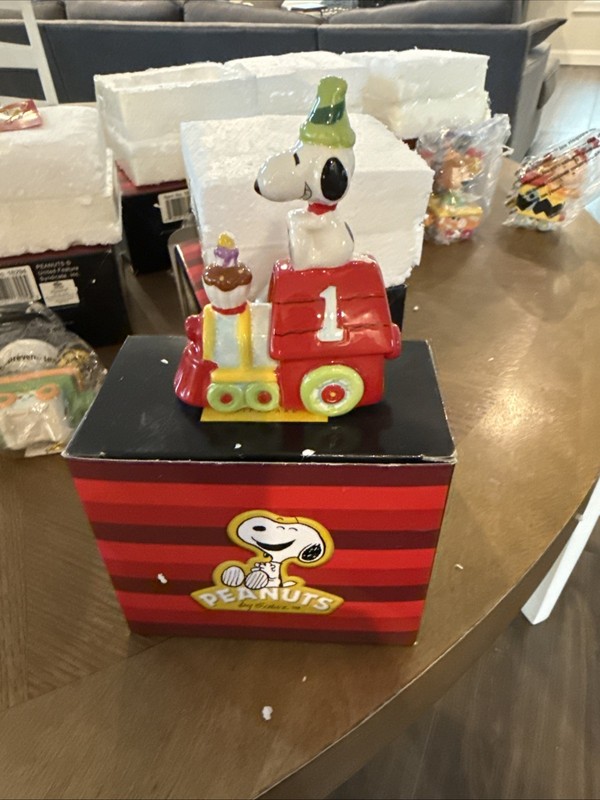 Westland Peanuts Gang Full Birthday Train Car Porcelain Still In Box 1-9