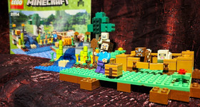 LEGO Minecraft: The Farm (21114) 100% complete with manual, no box.