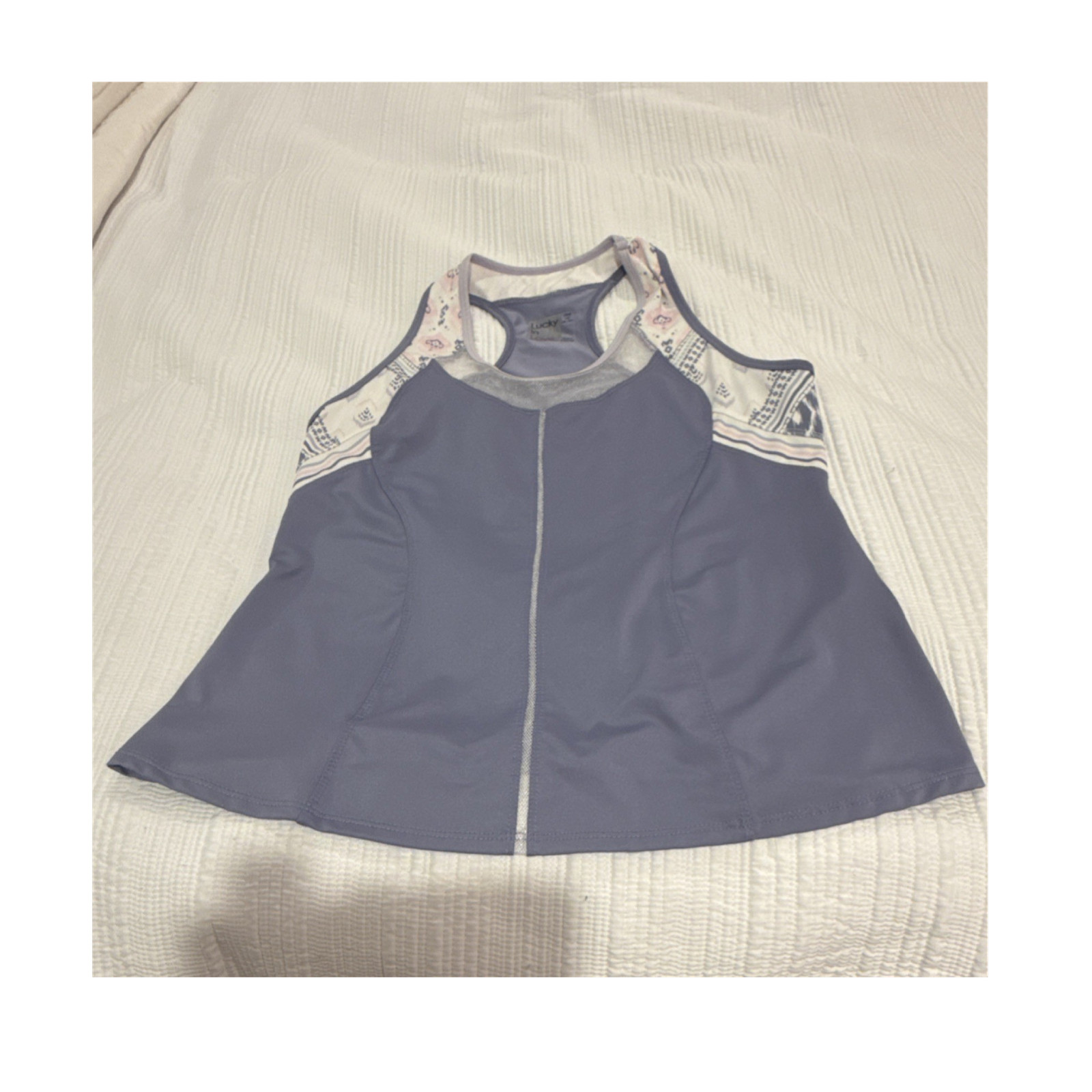 Lucky in Love Women’s Blue/White Colorblock Racerback Stretch Tank Top M