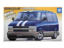Rare model kit Fujimi 1/24 Chevrolet Astro Set of 2 from Japan 14903