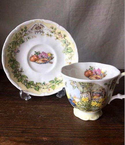 Royal Doulton Brambly Hedge 1996 Cup & Saucer Floral Woodland Scene