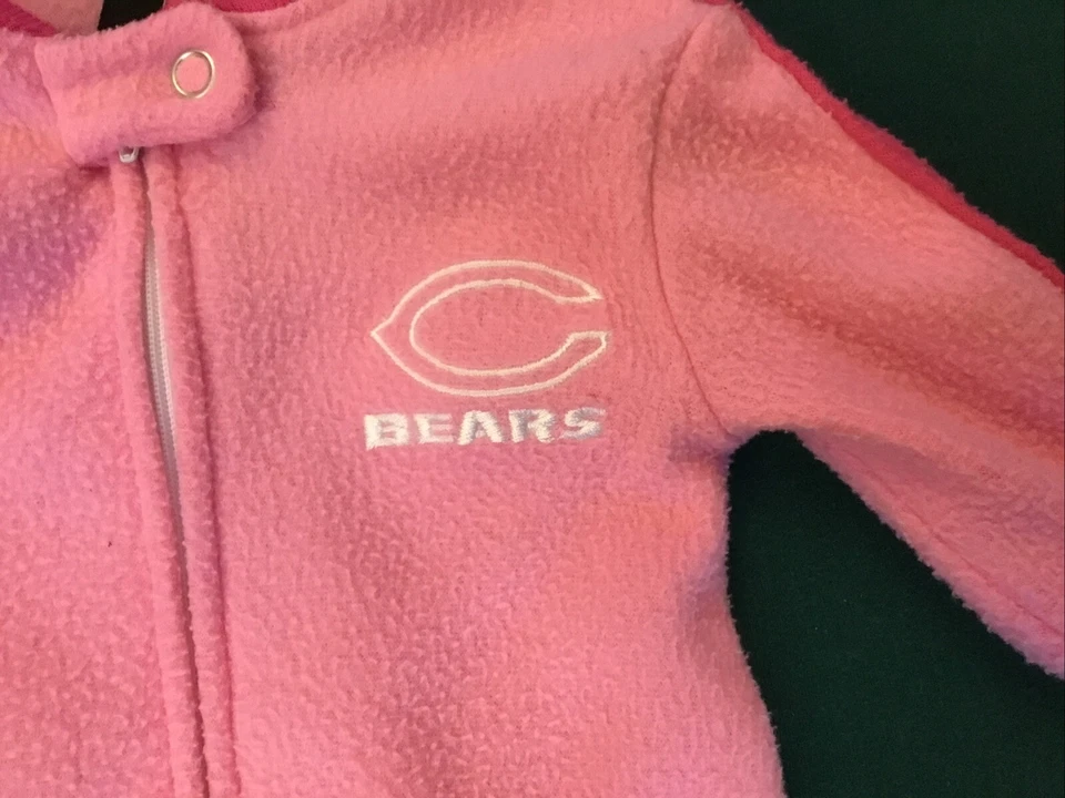 Vintage NFL Apparel Chicago Bears Girls Pink Sleeper Pajamas Infant 3/6 Mos. EUC - Image 2 of 4