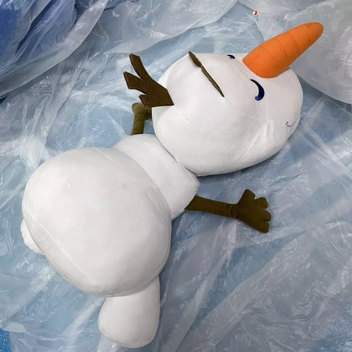 Disney Frozen Olaf Sleeping Cuddleez Large Soft Plush Toy