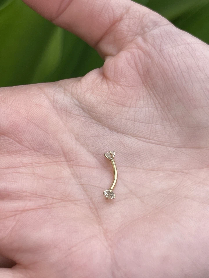Oro Amarillo 14K Con Diamantes Naturales Barra Curvada Cejas Labio Torre Daith 16G Foto 3 de 4