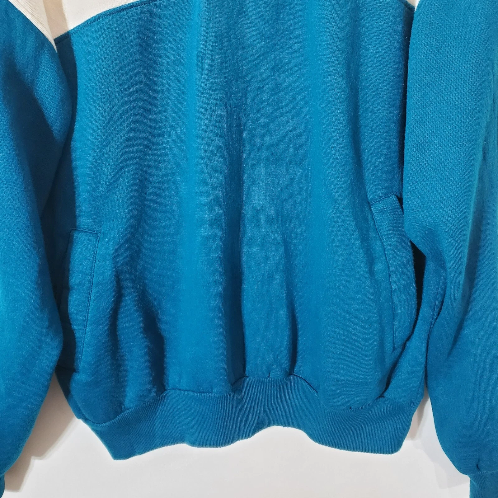 Felpa maglione Henley vintage anni 90 H. Valentino uomo taglia M avorio verde acqua toppa gomito