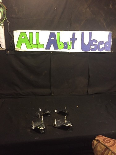 2 Sets Of Chrome Quick Mount Brackets / Windshield? Sissybar? Harley Davidson - Picture 11 of 12