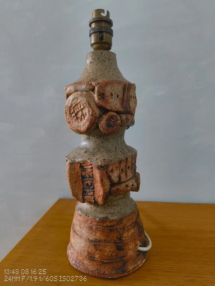 STYLISH MID CENTURY BERNARD ROOKE BRUTALIST MODERNIST STUDIO POTTERY LAMP BASE - Image 3 of 4