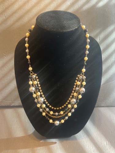 Double strand multi pearl and rhinestond necklace