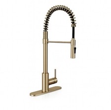 1-HANDLE PULL-DOWN SPRAYER KITCHEN FAUCET WITH DECKPLATE - 804 GOLD
