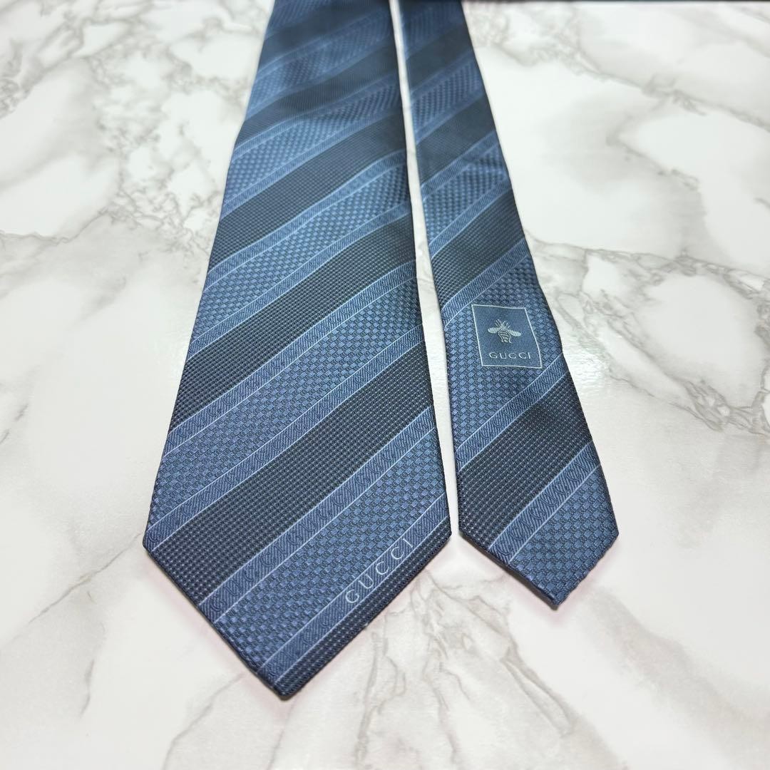 Gucci Necktie Tie 100% Silk Navy Blue Striped Pattern 3.2 inches From Japan thumbnail 6