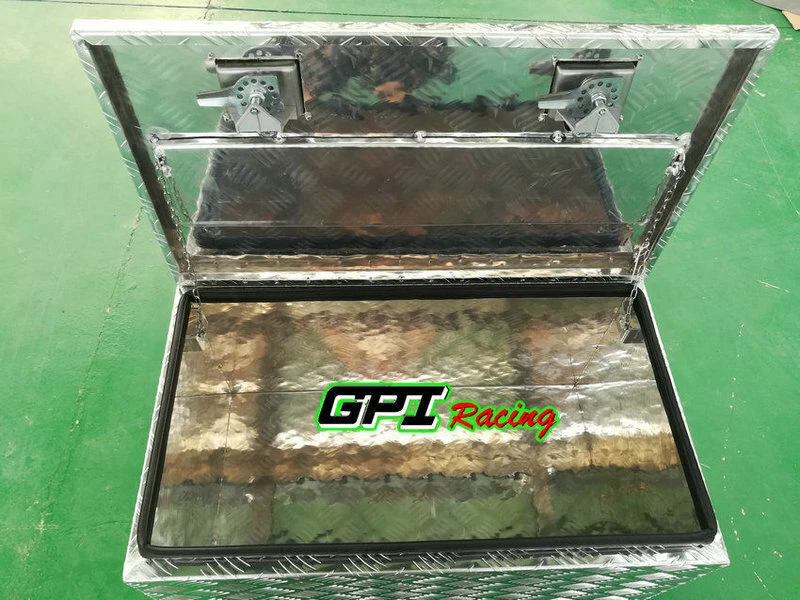 Caja de herramientas de almacenamiento de aluminio plateado para camioneta pickup de 30"x18"x18" Foto 4 de 4