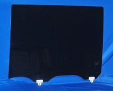 Porte arrière et accessoires Infiniti QX56