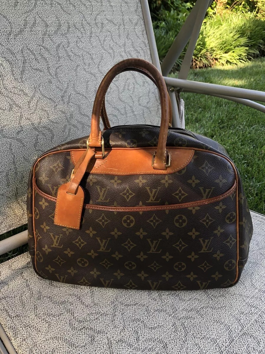 Vintage Louis Vuitton Deauville handbag