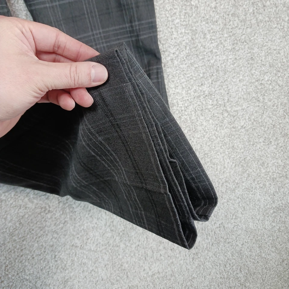 Pantalones Nine West para mujer 12 grises a cuadros apenas corte bota tiro alto gancho y cierre de ojos Foto 4 de 4