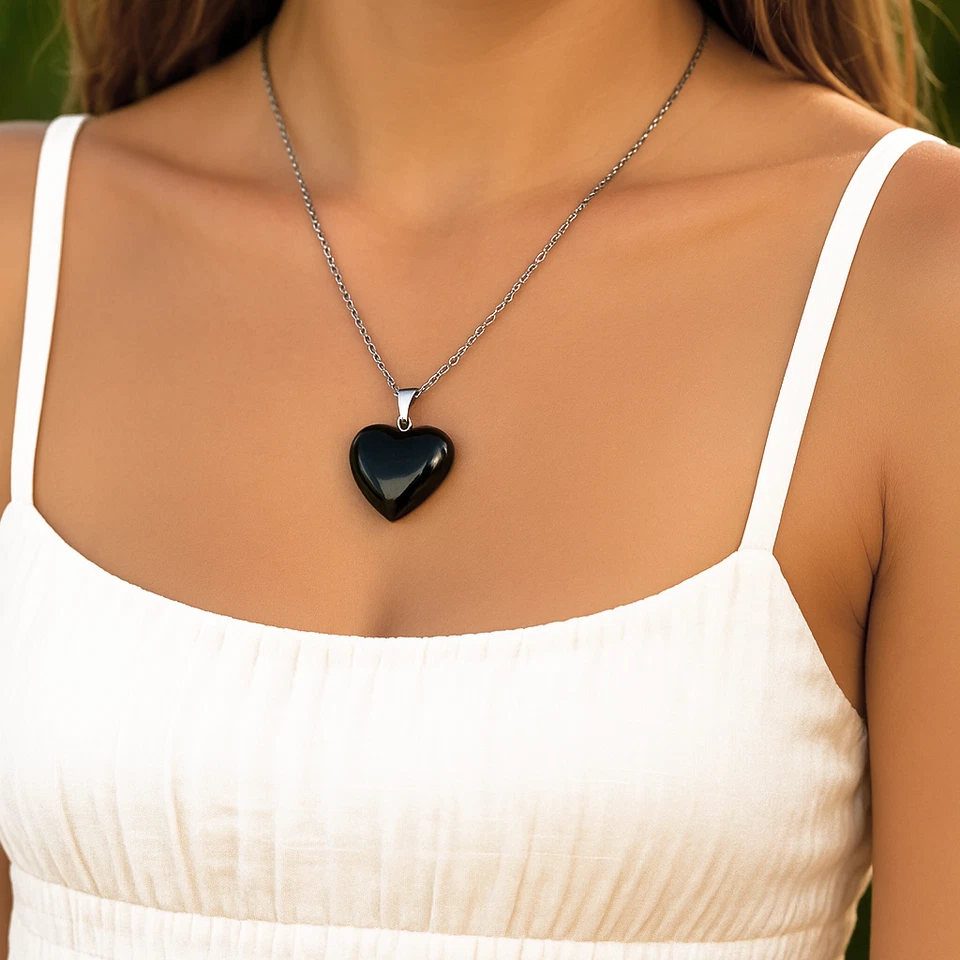 Collana con Cuore Nero Ossidiana pietre dure e Catena Acciaio inox argento Donna - Immagine 3 di 4