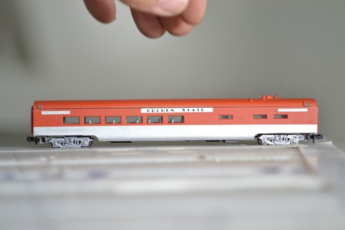 80260 Escala N CON COR COCHE DE PASAJEROS SP SOUTH PACIFIC GOLDEN STATE | Zustand: Used
