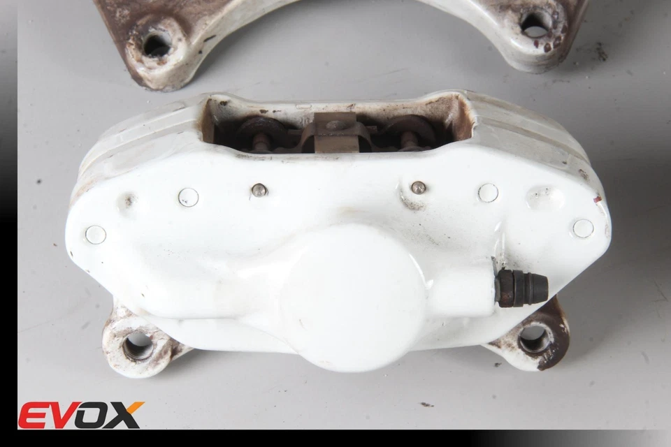 08-15 JUEGO PINZAS FRENO DELANTERAS MITSUBISHI LANCER EVOLUTION EVO X BREMBO Foto 3 de 4