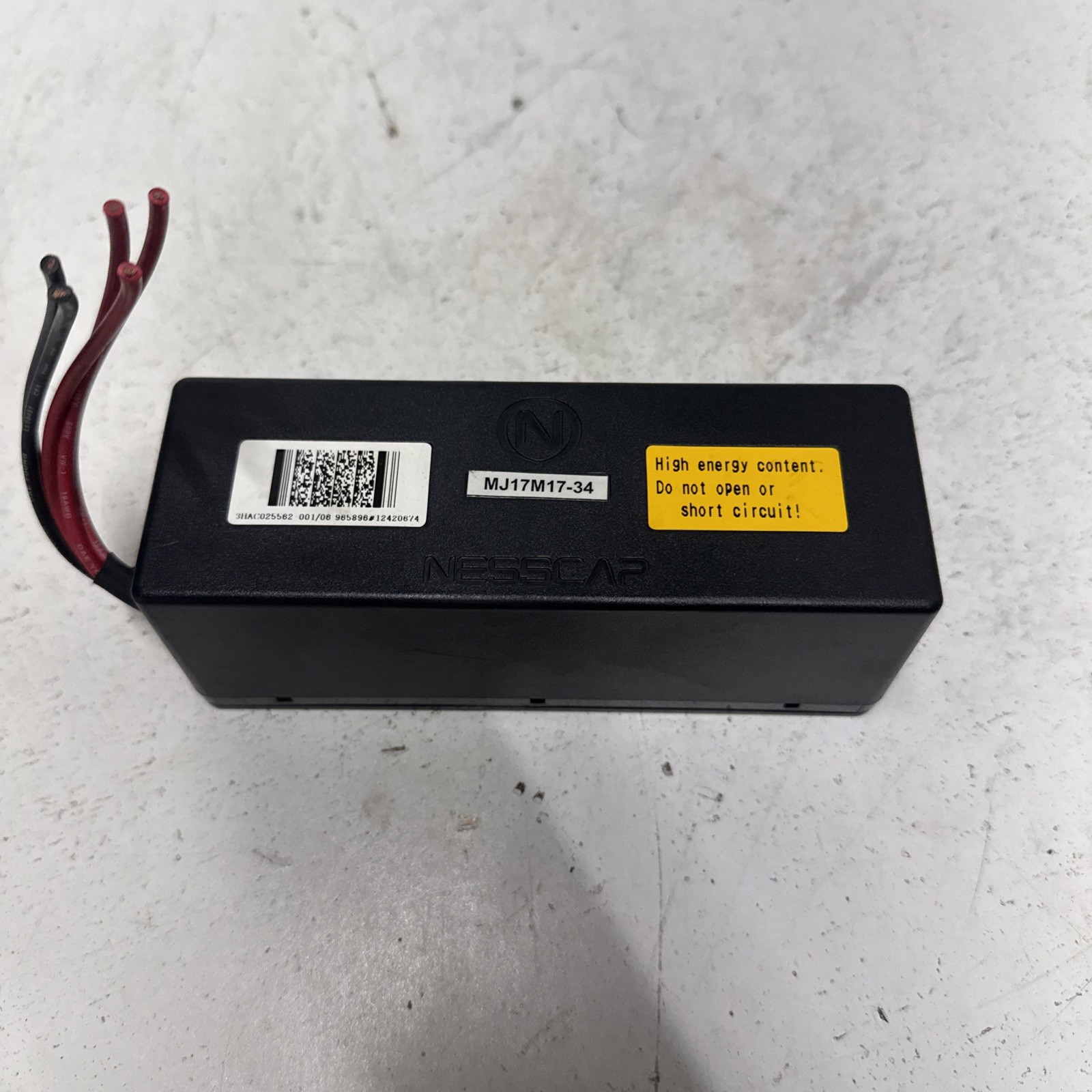 ABB 3HAC025582 001/06 985896 Controller Capacitor **USED**FAST SHIPPING**